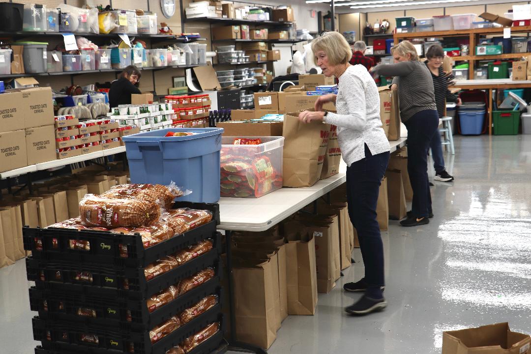 FAMILY FOOD PANTRY